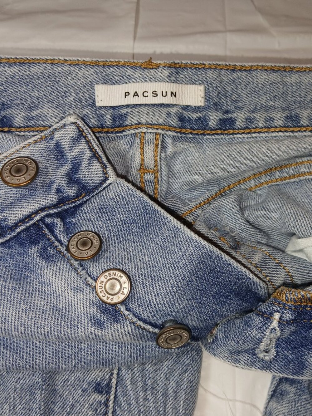 PacSun Jeans Size 25 High Rise Straight Leg Light Wash Frayed Legs